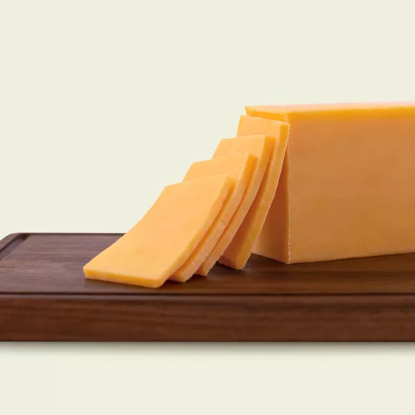 Tillamook Cheese Med Yellow Cheddar, 1 lb