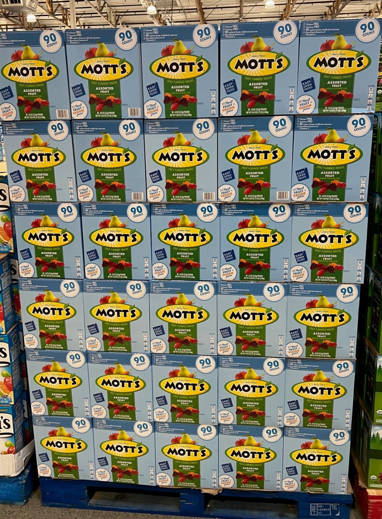 Mott's Fruit Snacks Assorted Fruit 90 ct, .8 oz