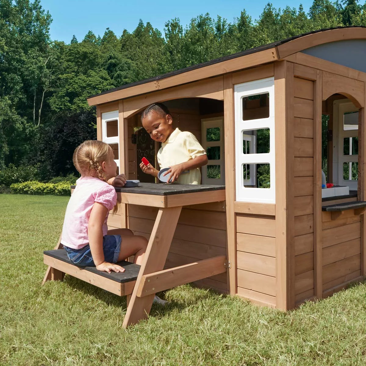 KidKraft Sunny Bluff Outdoor Playhouse*