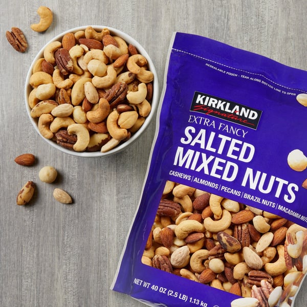 Kirkland Signature Extra Fancy Mixed Nuts Salted, 2.5 lb