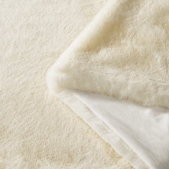 FRYE Luxe Faux Fur Throw 60 in x 70 in