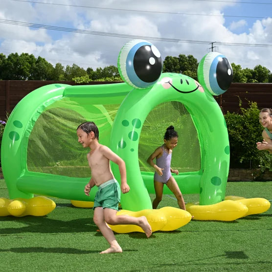 H2OGO! Froggy Fun Inflatable Sprinkler Tunnel*