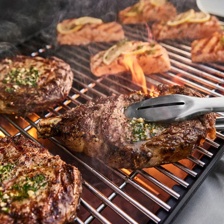 Weber Genesis C-435S Gas Grill*