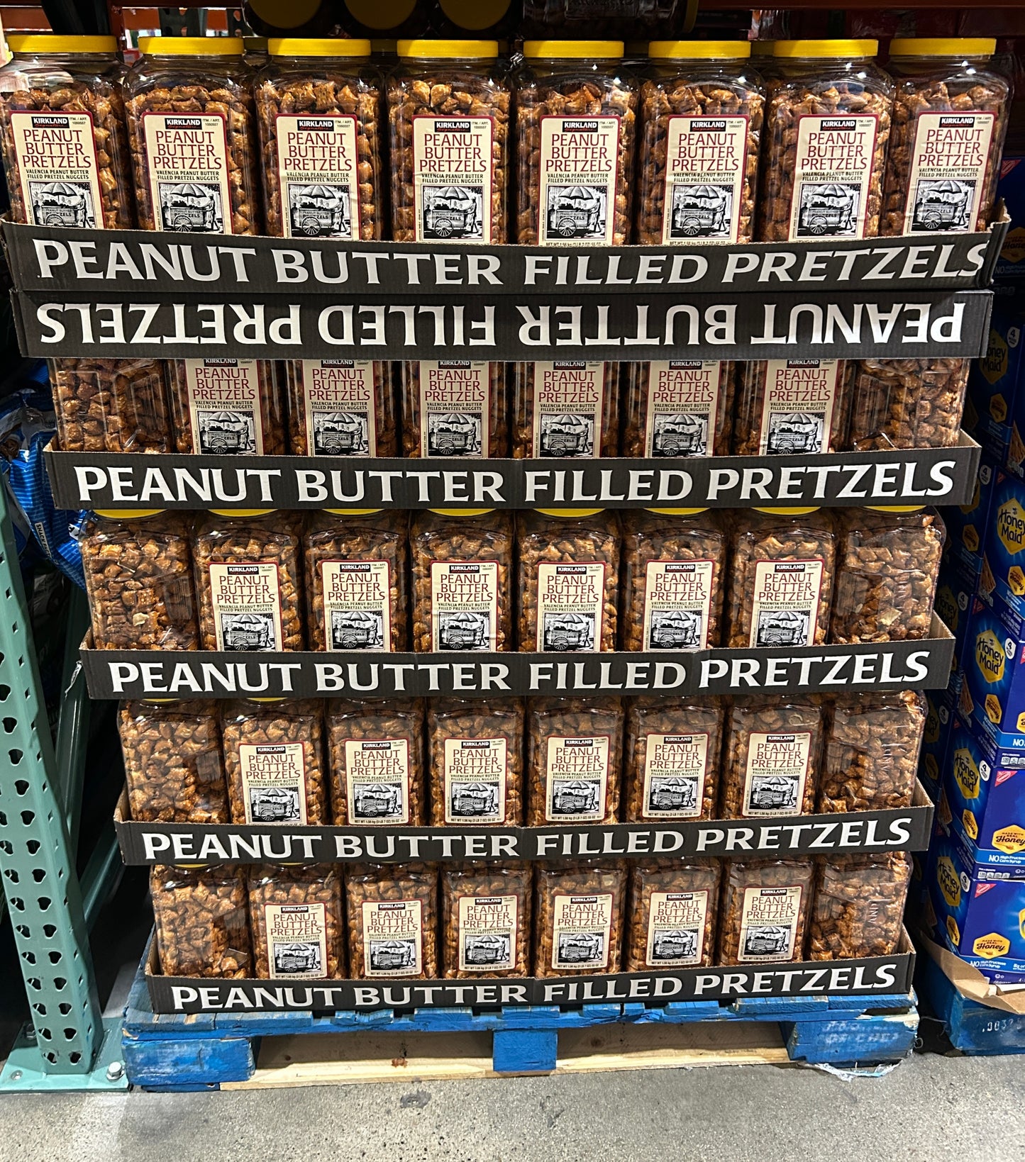 Kirkland Signature Peanut Butter Filled Pretzel Nuggets, 55 oz