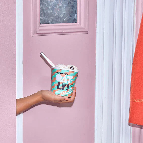 Oatly Mint Chip No Dairy Frozen Dessert, 1 Pint