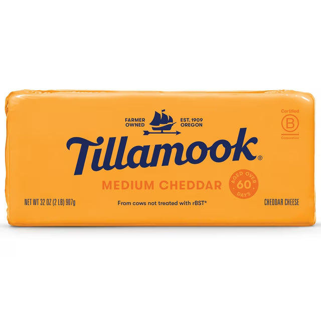 Tillamook Medium Cheddar, 2.5 lbs