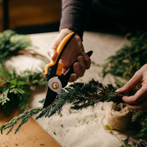 Fiskars Lopper & Hand Pruner Garden Trimming Set