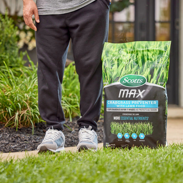 Scotts MAX Crabgrass Preventer with Lawn Food, 14,000 Sq. Ft.